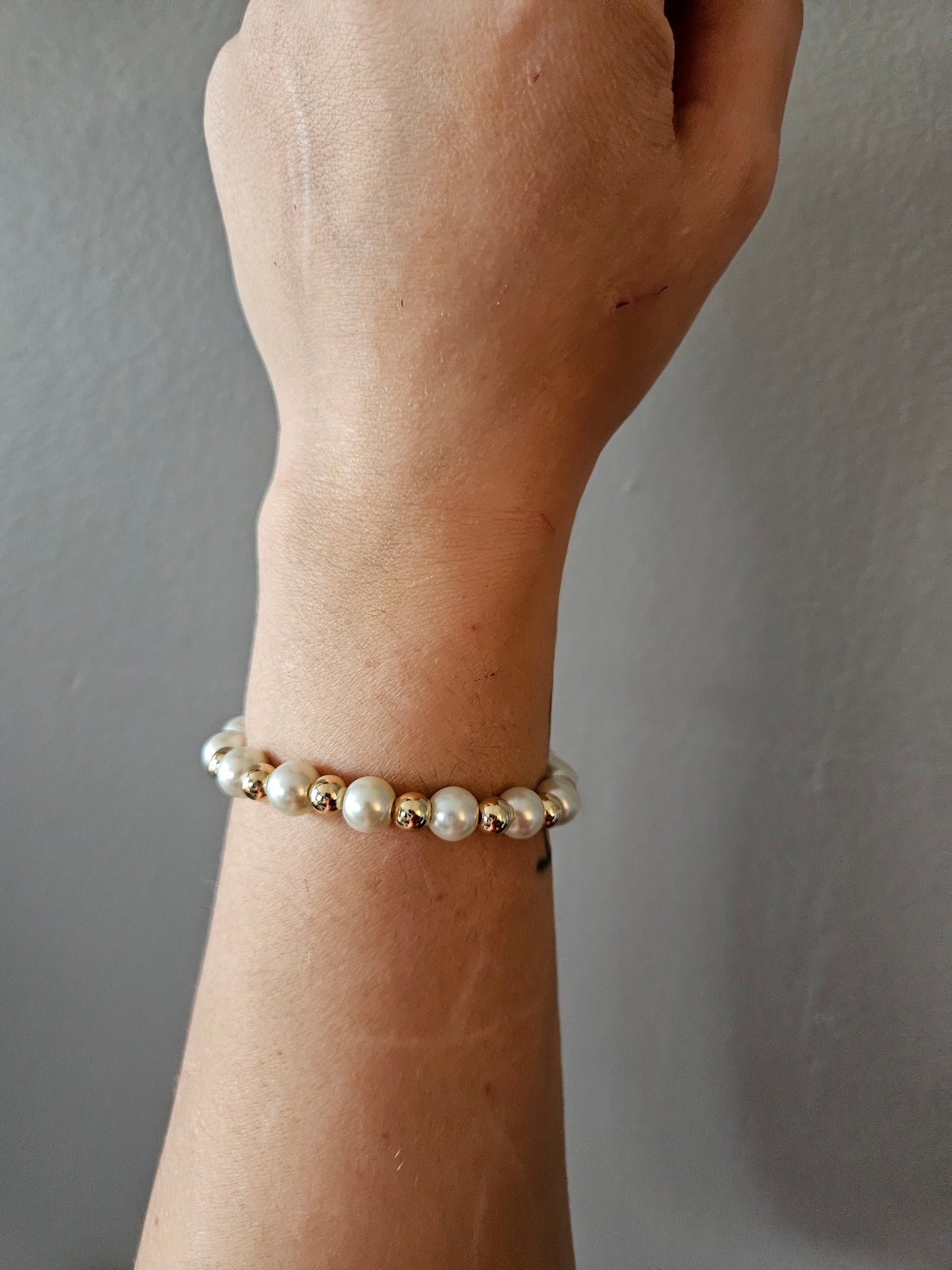 Pearl and Gold Bracelet